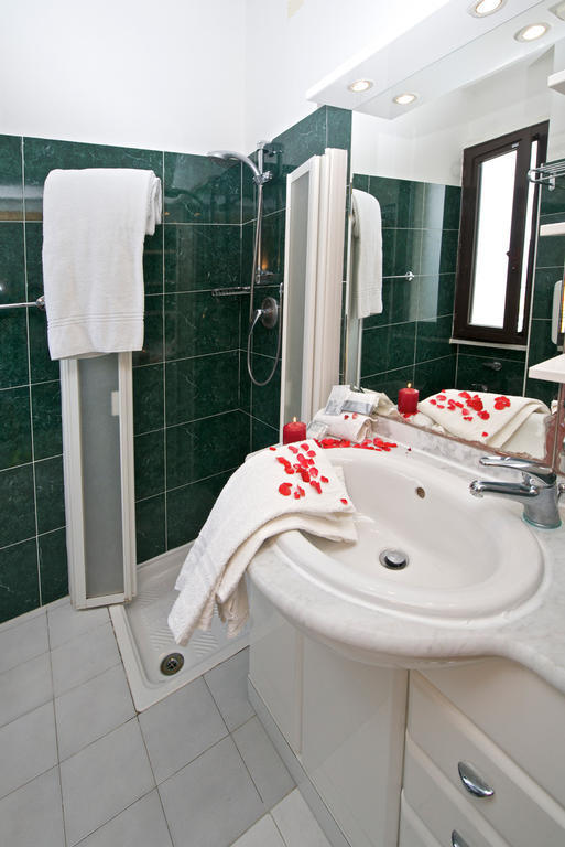Hotel Garden Cattolica Bilik gambar